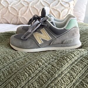 New Balance Women’s Gray and Mint Sneakers